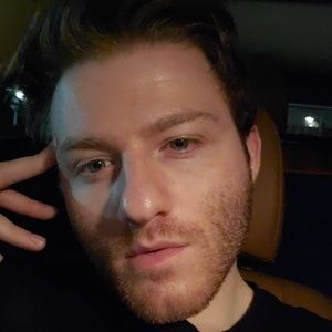 Meet your Posher, Aaron